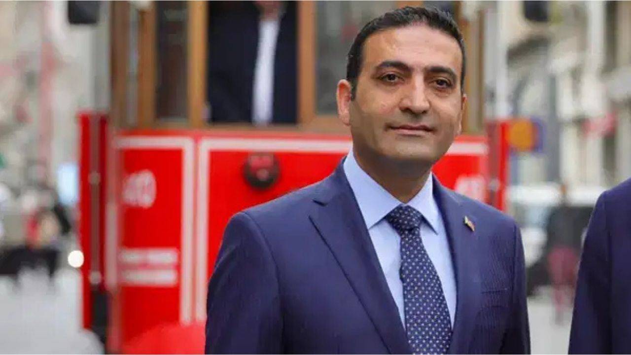 tutuklu beyoglu belediye baskani inan guneyden chpnin 102 kurulus yili mesaji partimiz ulkemizi icine suruklendigi girdaptan cikarmak icin direniyor Y5PJv3i5