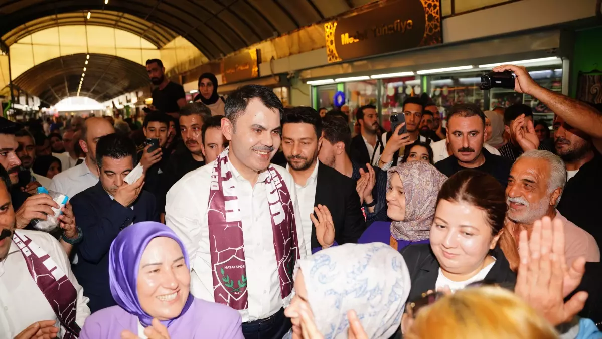 bakan kurum depremzedelere ziyaret etti LnRjsUiW