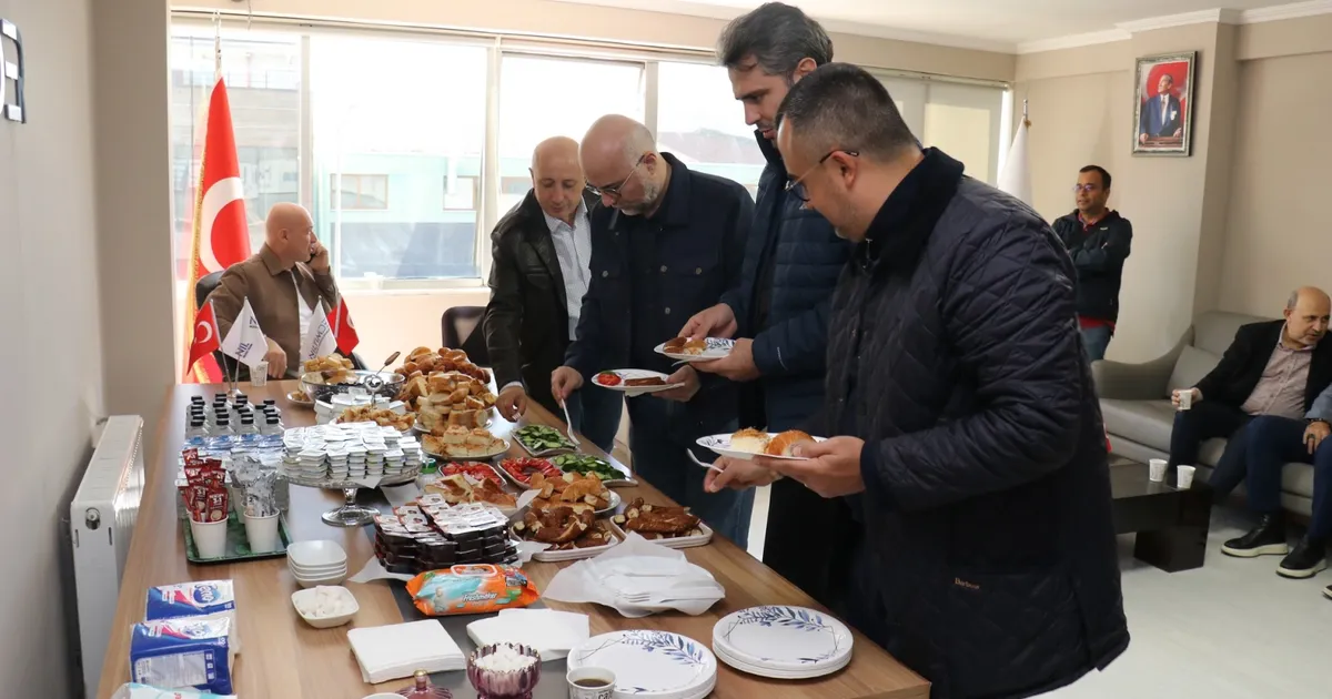 niltimderden uye kahvaltisi bv79XyTL