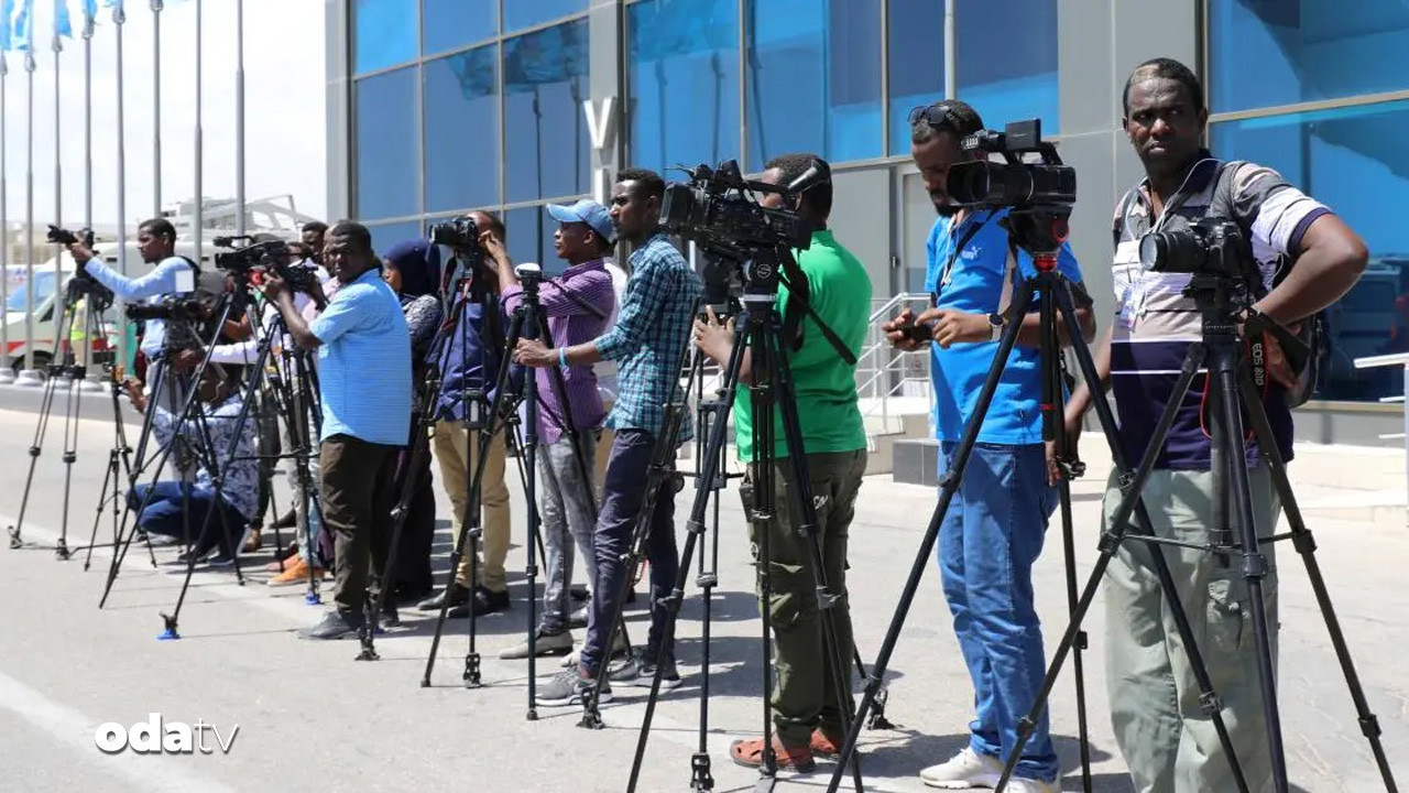 turkiyeden somaliye modern basin ekipmanlari destegi saglandi CLiQKE1X.jpg
