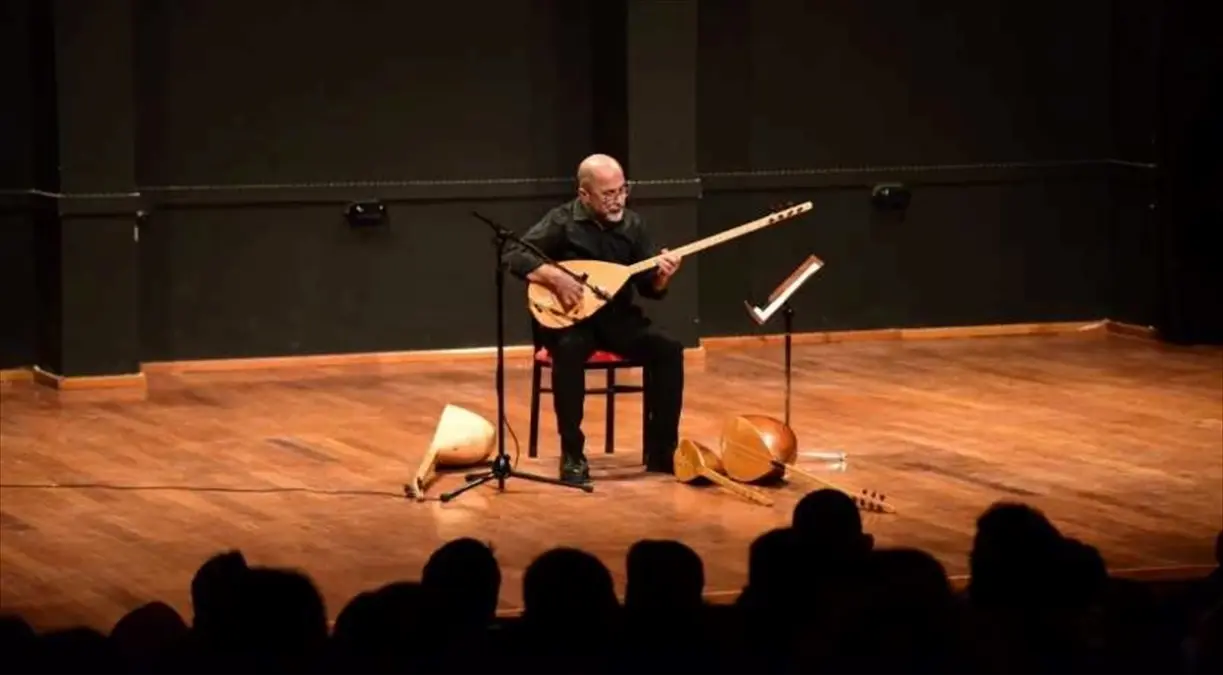 anadolu universitesinde turku konseri OZCrKVCm.jpg