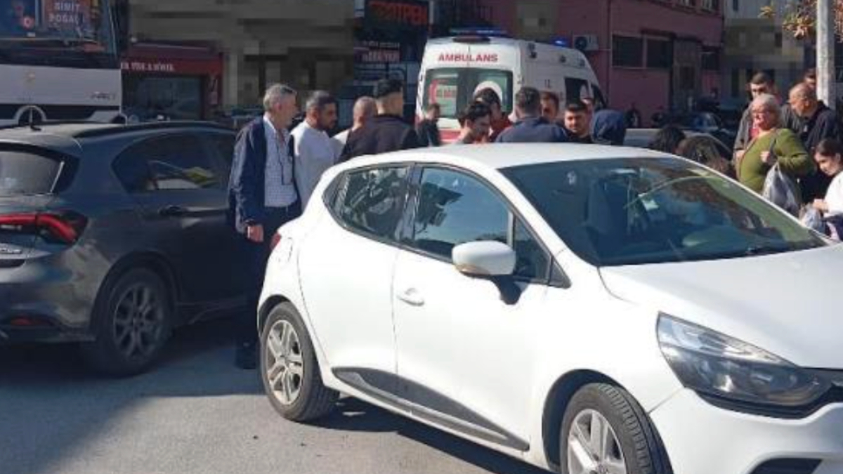 istanbulda marketten kucuk cocugu kacirmak istedi gozaltina alindi NRTF1e5W.jpg