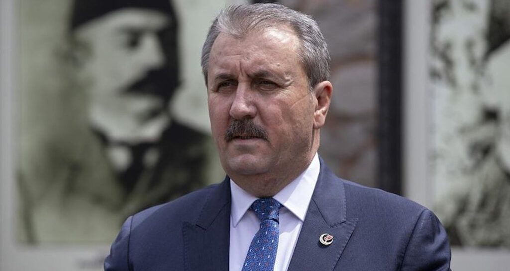 Taşıyıcı Anne Davasında Babaya 1 Yıl Hapis: Sevgilisinin İkizlerin Annesi Gösterilmesi Tartışma Yarattı